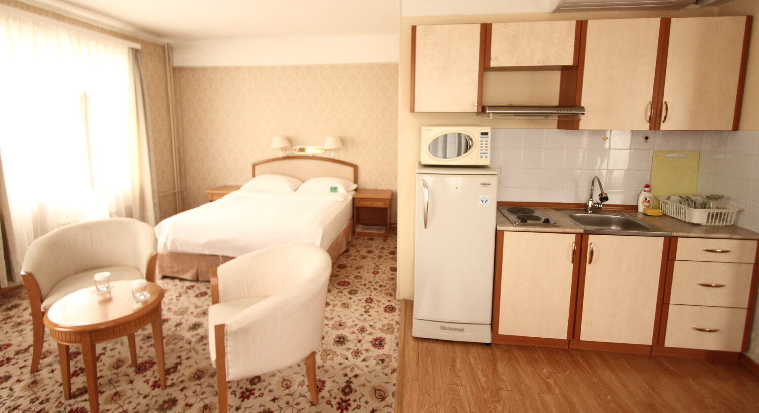 STANDARD ROOM WITH KITCHENETTE